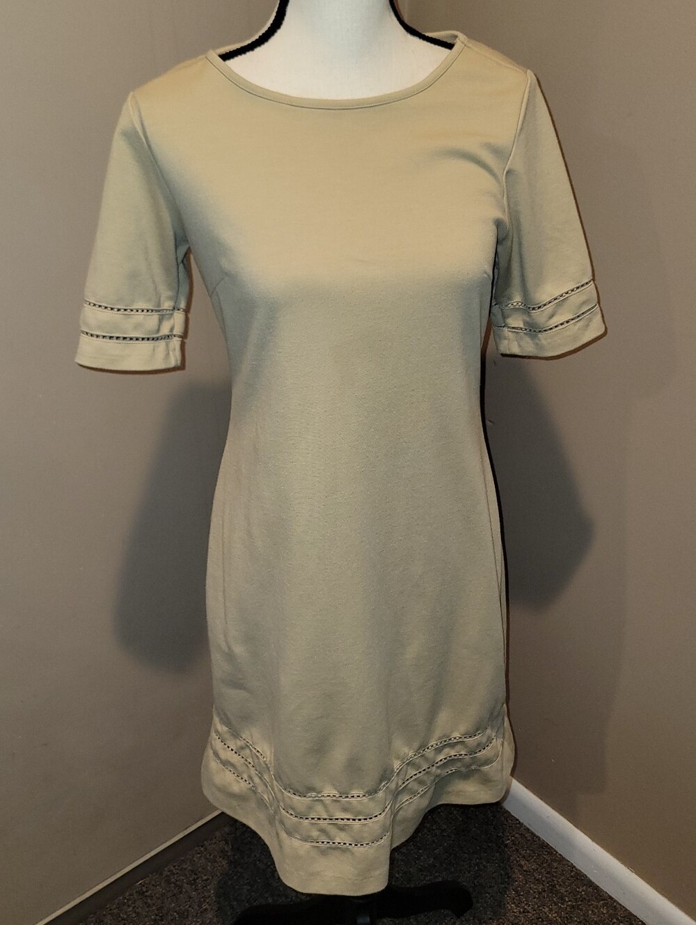 Sharagano Cream Midi Dress with Stitch Detail